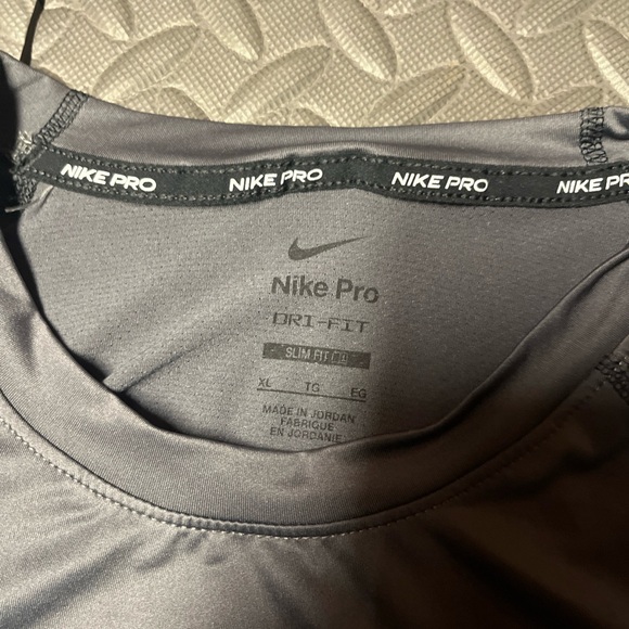 Nike Pro Dri-FIT Men's Slim Fit Long-Sleeve Top - DD1980-068 - Size XL - NWT - Picture 3 of 8
